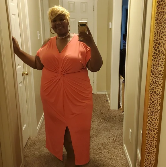 🎈SALE🎈👗#16.”SUNBURST” DRESS👗 - Picture 1 of 3